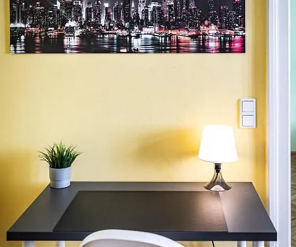 The Hub By Jr Apartment