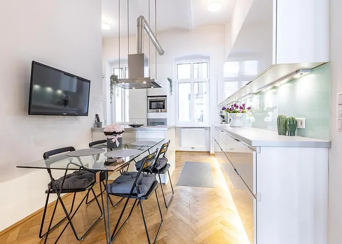 The Hub By Jr Apartment