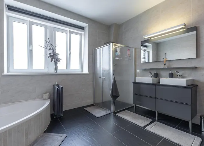 Apartment The Hub By Jr Wien